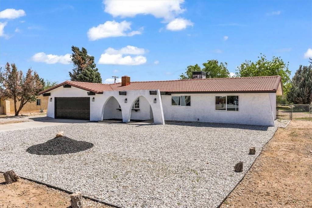 Apple Valley, CA 92308,13101 Algonquin RD