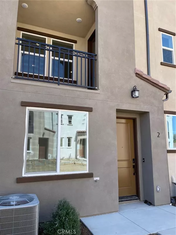 Anaheim, CA 92801,267 N N Magnolia AVE #2