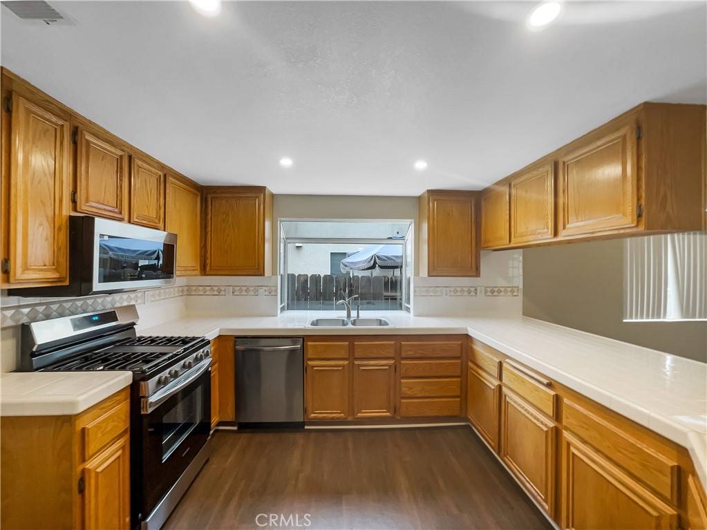 Hemet, CA 92545,2148 Garland WAY