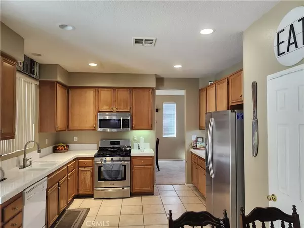Victor Valley, CA 92394,13783 Woodpecker RD