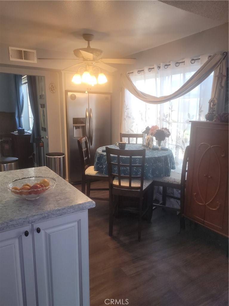 Victorville, CA 92392,12842 King Canyon RD