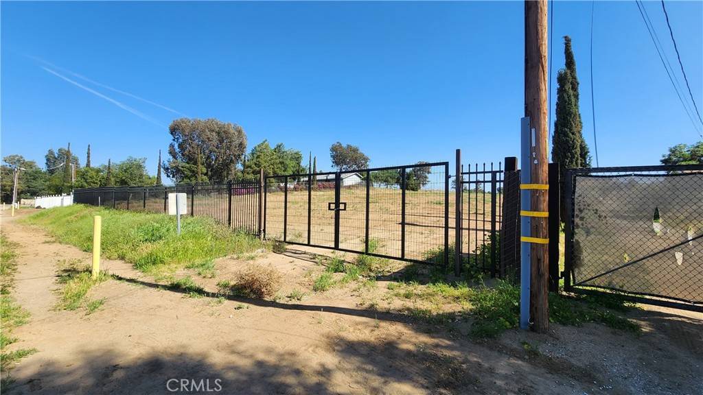 Perris, CA 92570,0 W Rider ST