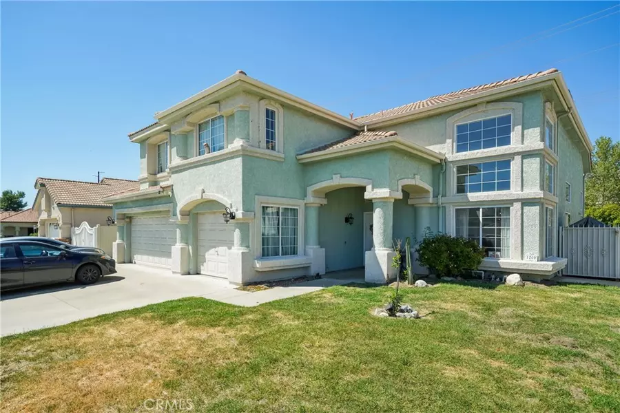 1209 Osprey ST, San Jacinto, CA 92583