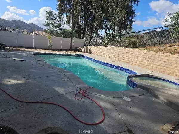 Moreno Valley, CA 92557,23906 LAKE VISTA RD
