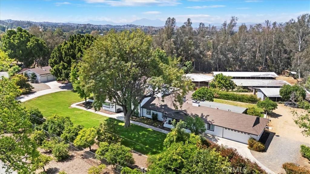 2190 St Lawrence ST, Riverside, CA 92504
