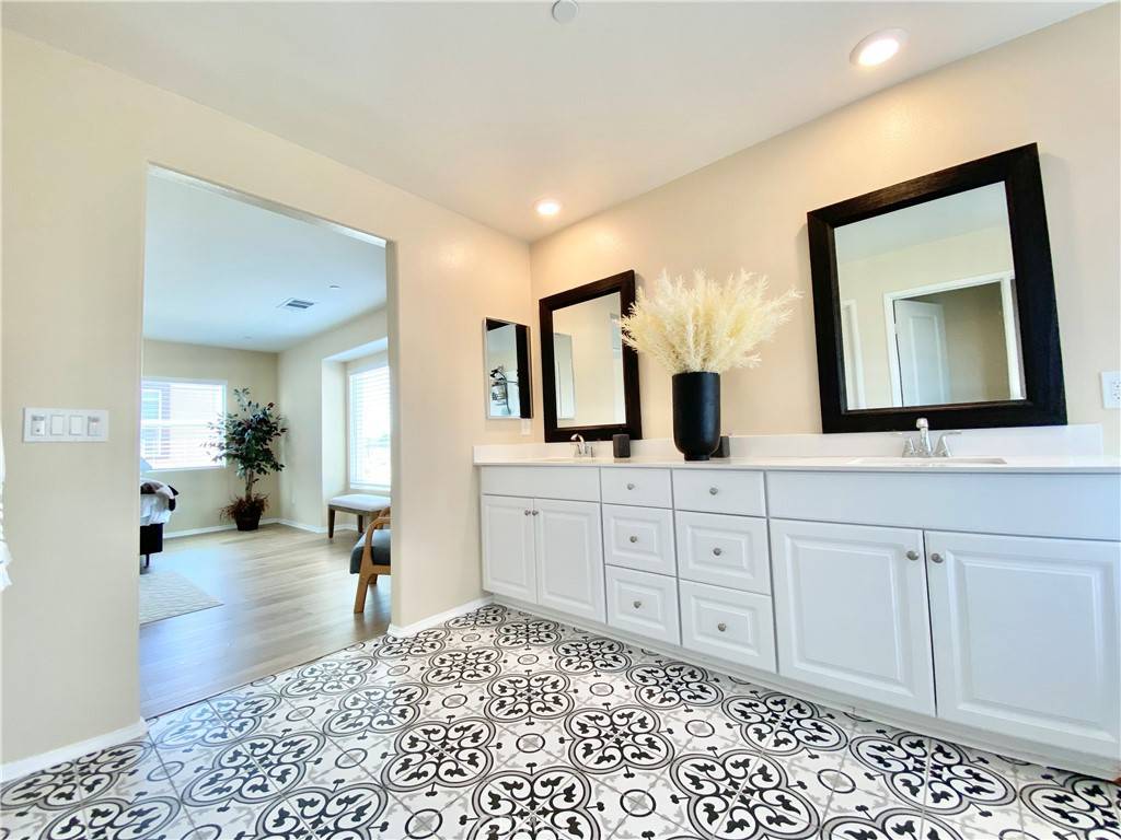 Victorville, CA 92392,12952 Claremore ST