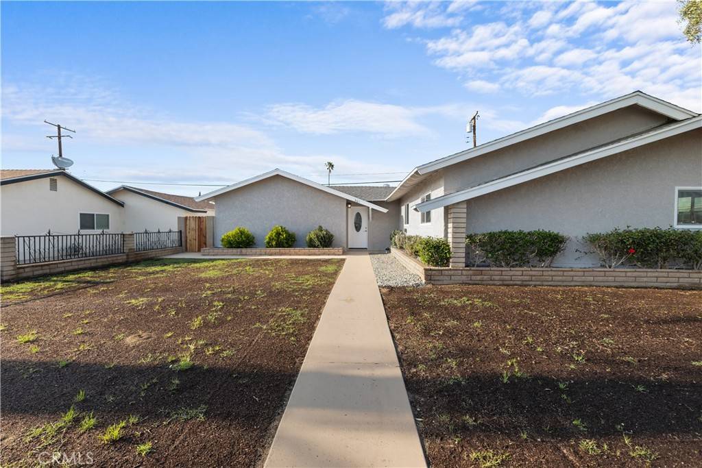 Redlands, CA 92374,361 E San Bernardino AVE