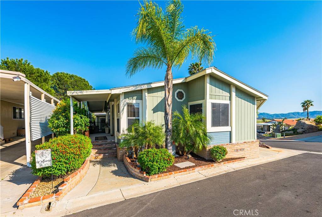 1536 S State St #180, Hemet, CA 92543