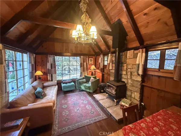 Lake Arrowhead, CA 92352,230 Fremont RD