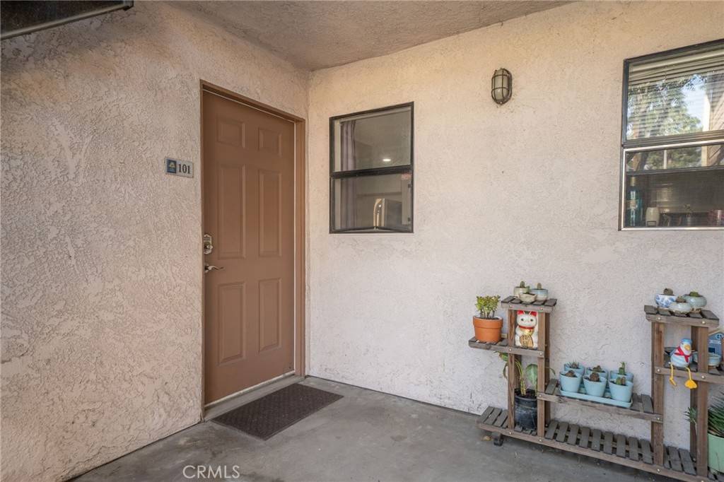 Riverside, CA 92507,1303 Massachusetts AVE #101