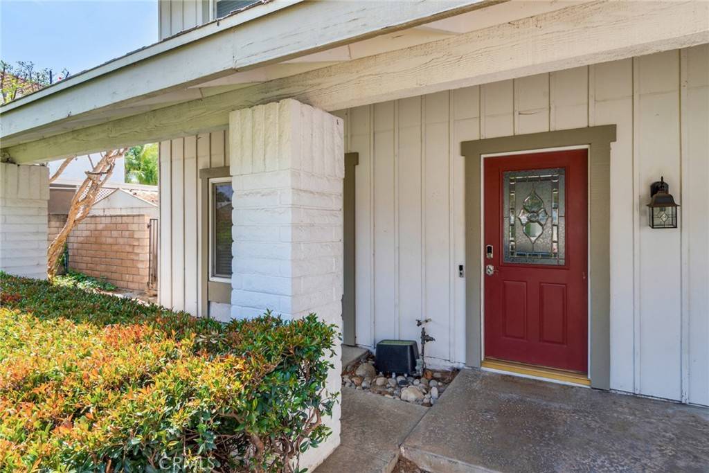 Riverside, CA 92506,6193 Promontory LN