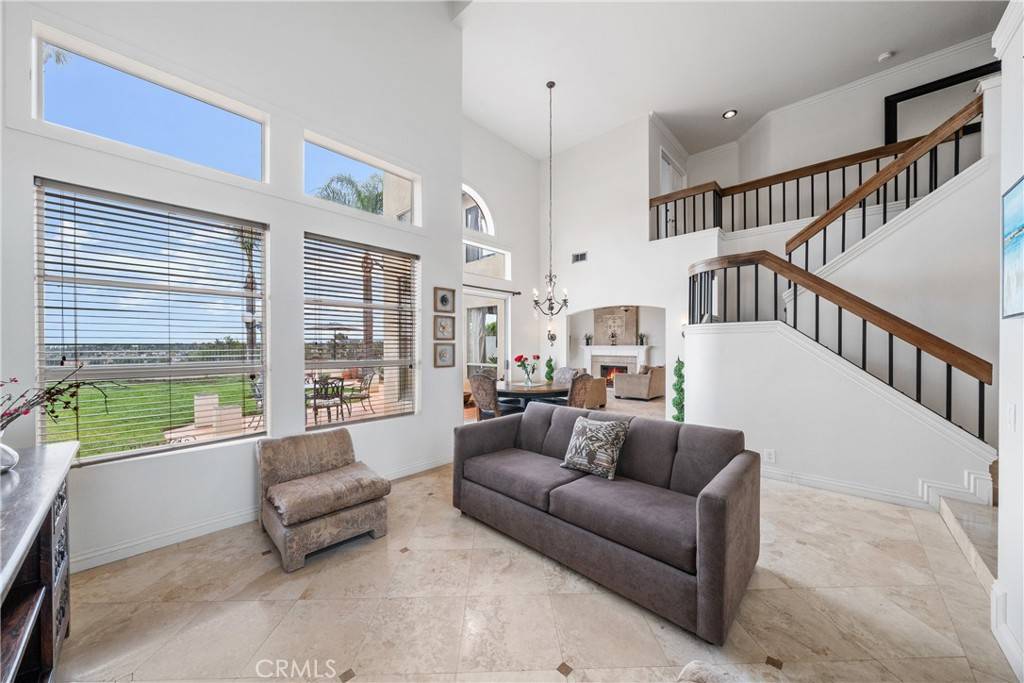 Corona, CA 92882,1081 Vista Lomas LN