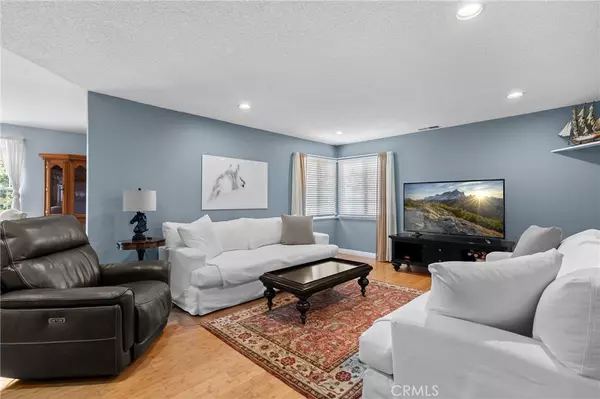 Midway City, CA 92655,8252 McFadden AVE