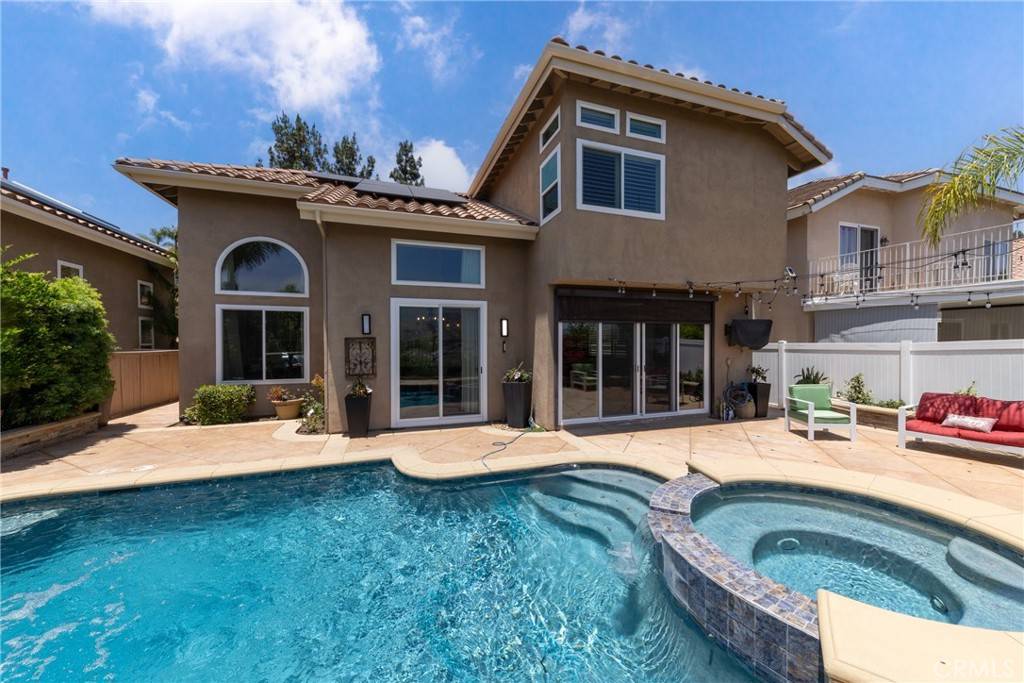 Yorba Linda, CA 92887,5530 Van Gogh WAY