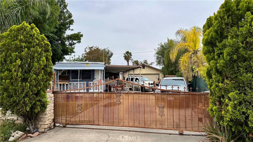 Perris, CA 92571,1676 Amethyst DR