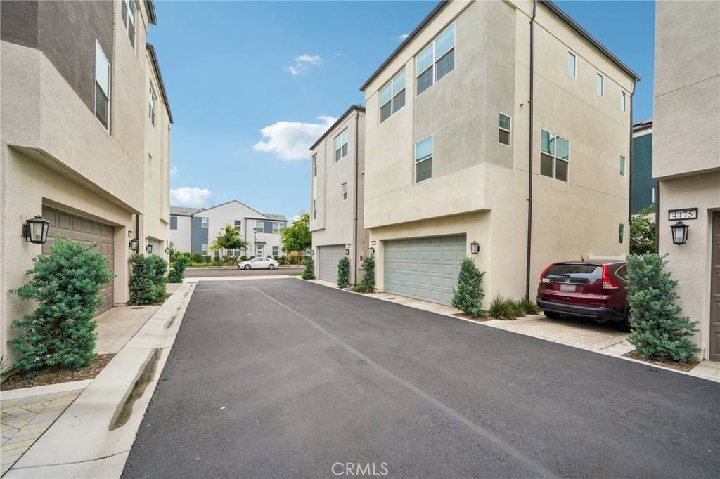 Ontario, CA 91762,4473 S Grant Paseo