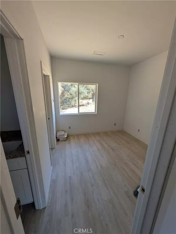 Banning, CA 92220,43145 BOB CAT