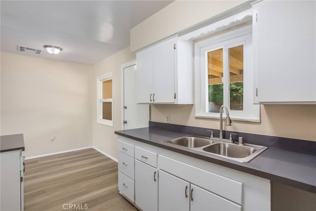 San Bernardino, CA 92407,4049 Johnson ST