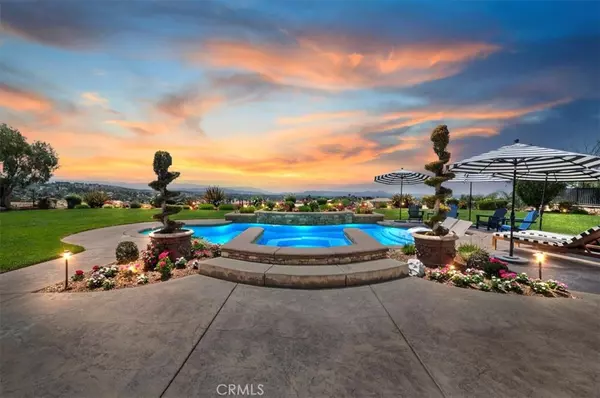 Riverside, CA 92506,8019 Horizon View DR