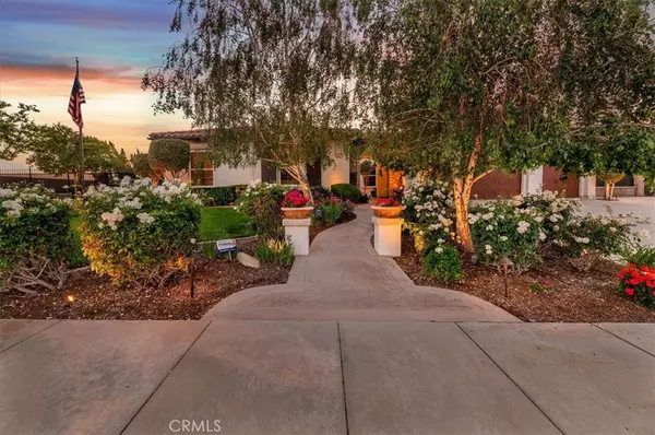 Riverside, CA 92506,8019 Horizon View DR