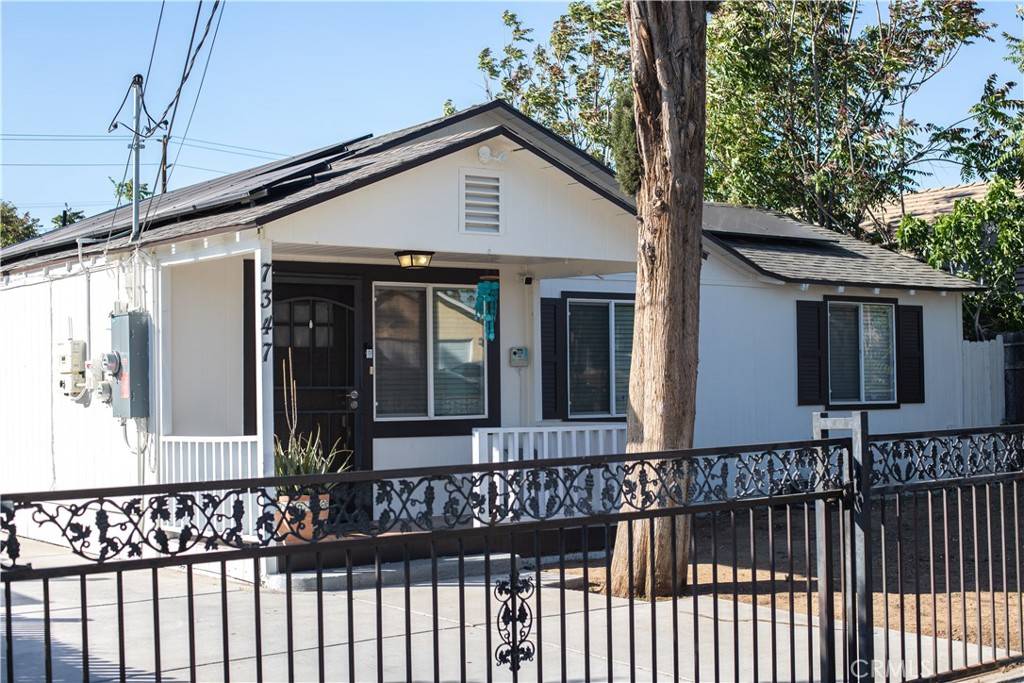 Riverside, CA 92504,7347 Diamond St