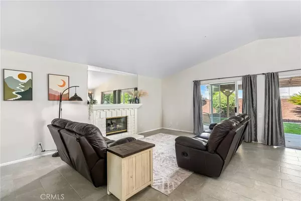 Highland, CA 92346,7905 Valencia CT