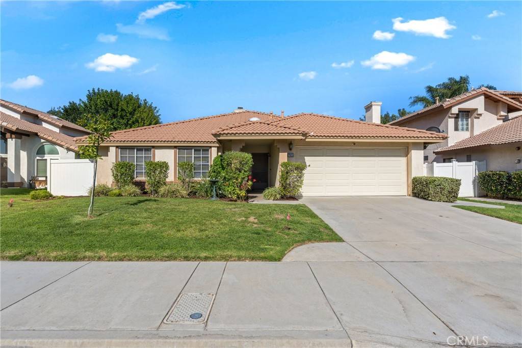 7905 Valencia CT, Highland, CA 92346