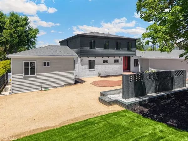 Redlands, CA 92373,220 W Highland AVE