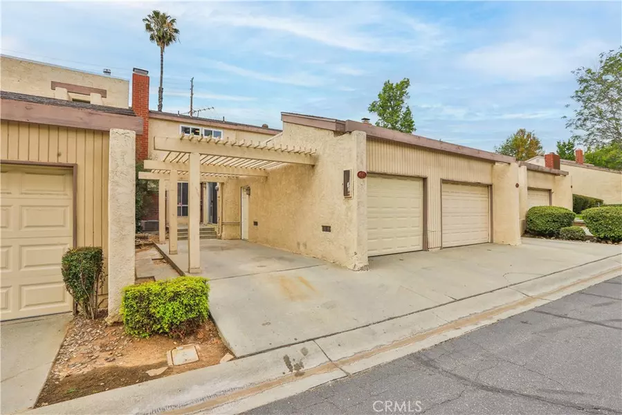 845 Daffodil DR, Riverside, CA 92507