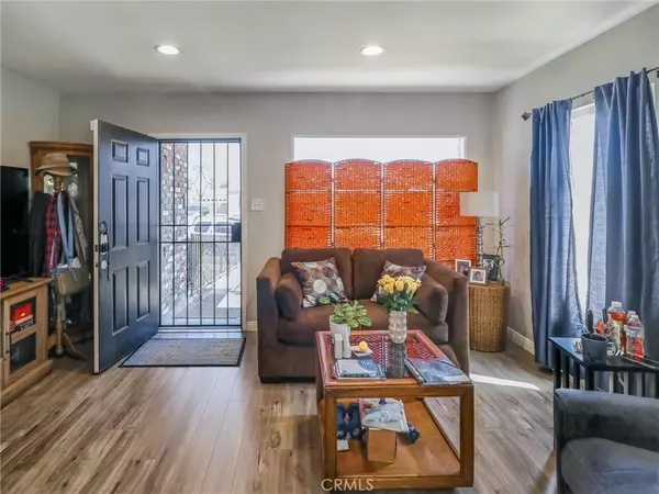 Los Angeles, CA 90047,2026 W 94th PL