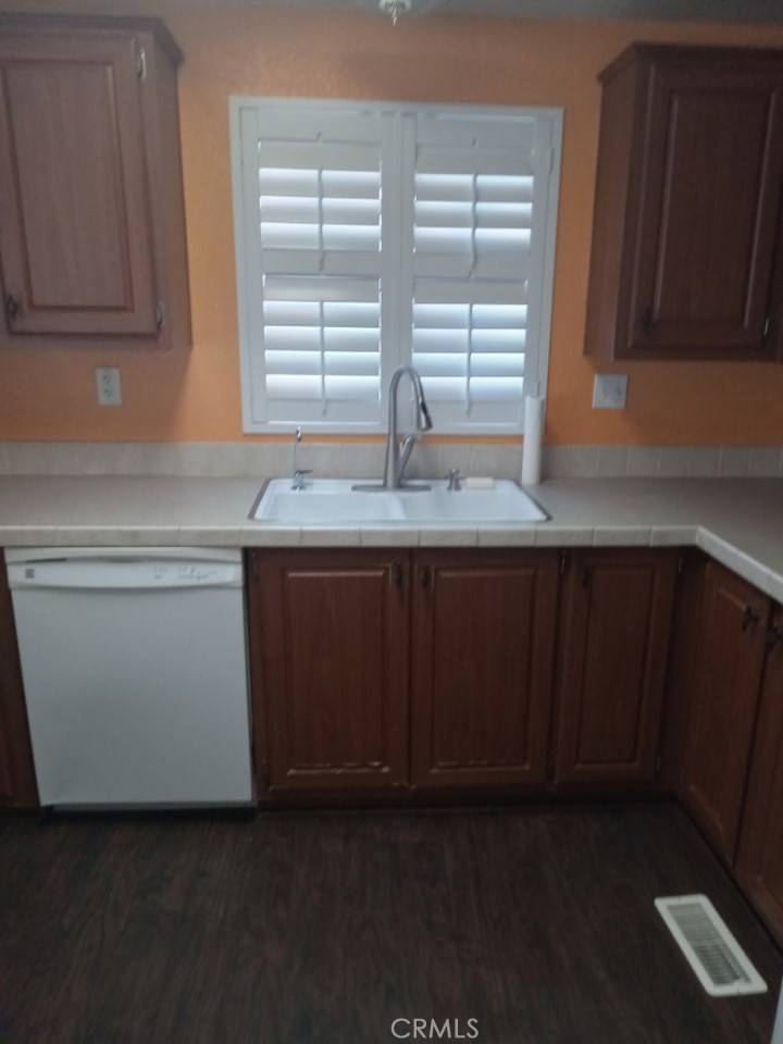 Torrance, CA 90502,22516 Normandie AVE #27A