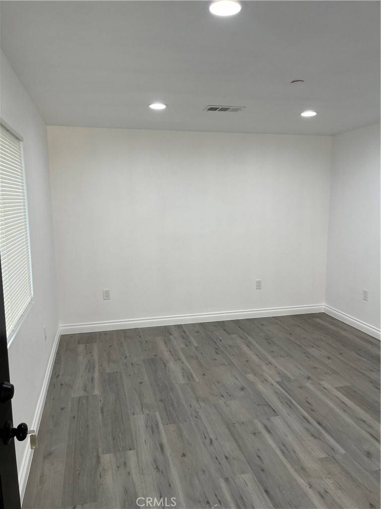 San Bernardino, CA 92405,680 W 21st ST