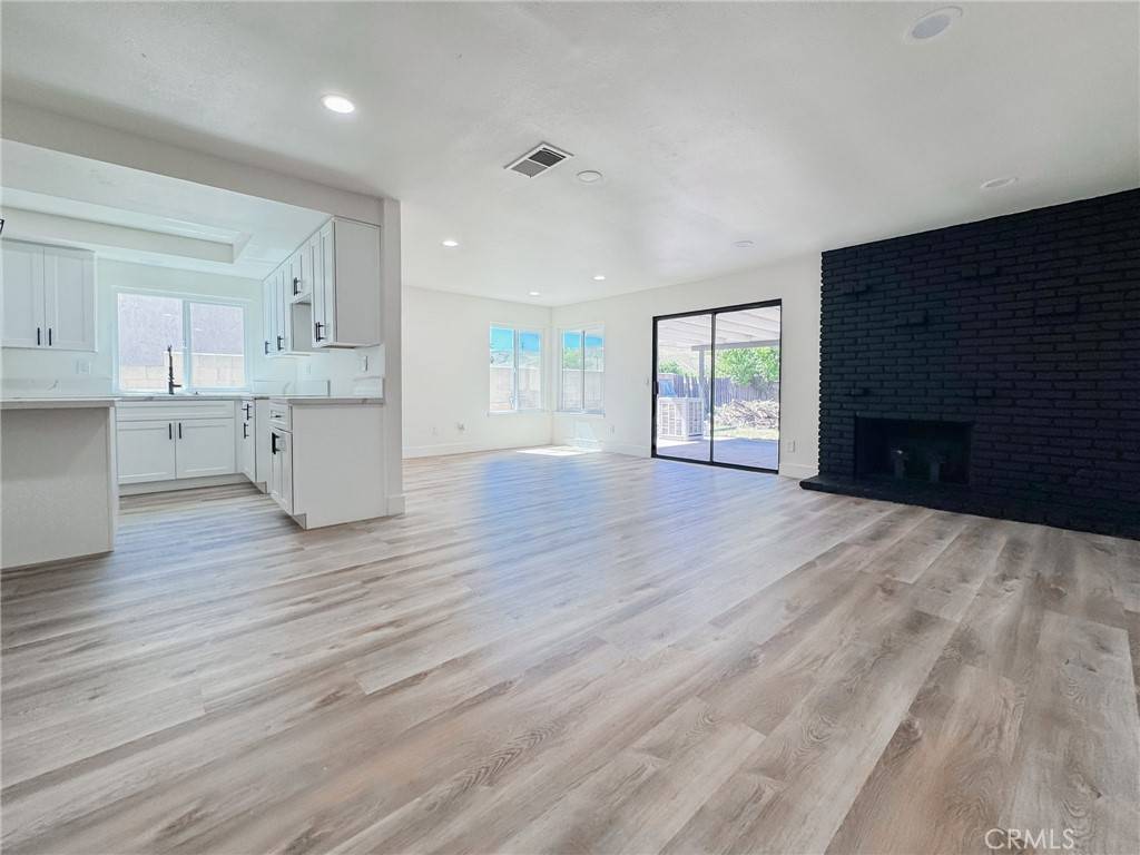 San Bernardino, CA 92407,1523 Indian TRL