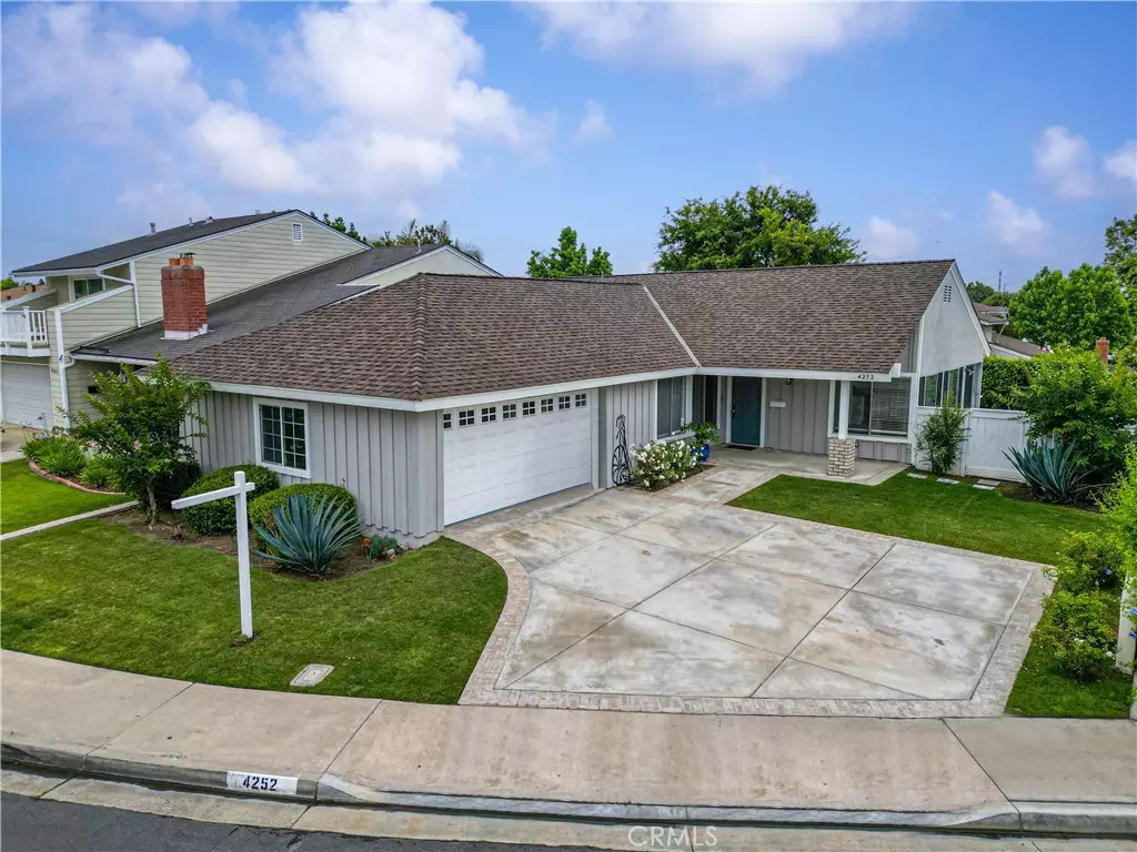 Irvine, CA 92604,4252 Brookside ST