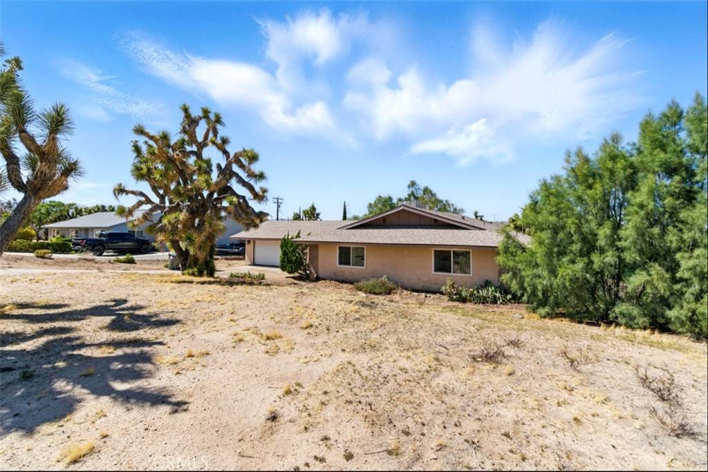 56620 Hidden Gold DR, Yucca Valley, CA 92284
