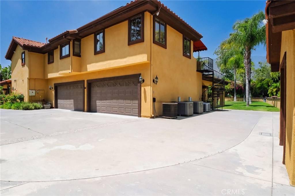 Claremont, CA 91711,948 Peninsula AVE