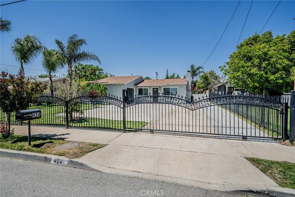 Rialto, CA 92376,424 E Rialto AVE