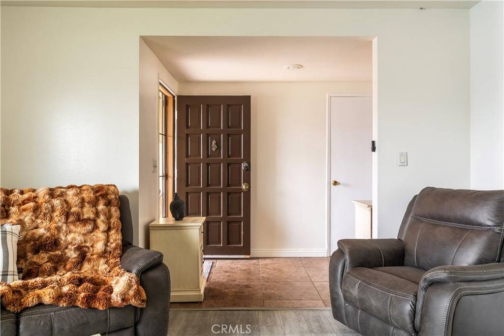 Rialto, CA 92377,19264 Casmalia ST