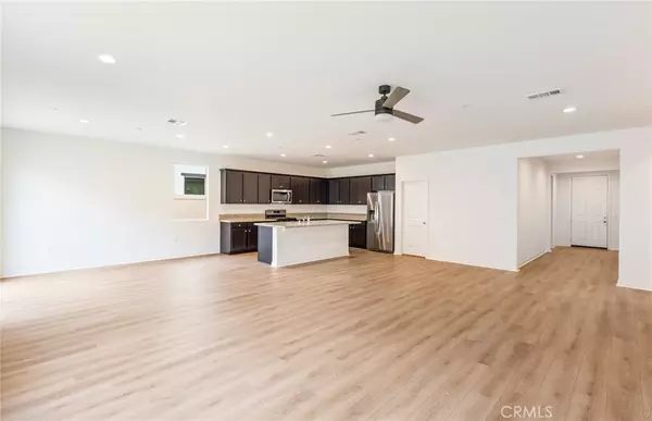 Lake Elsinore, CA 92530,4081 Hudson LN