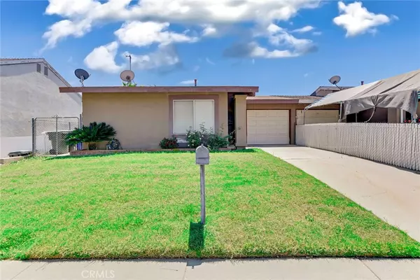 6857 Kern DR, Jurupa Valley, CA 92509