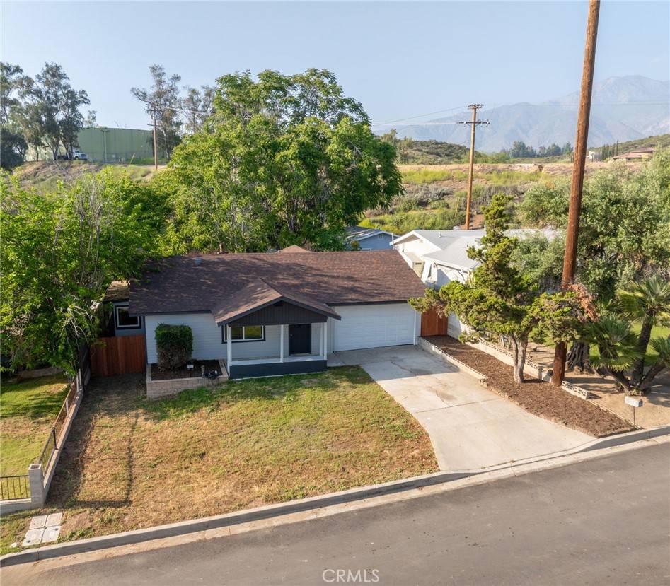 Yucaipa, CA 92399,35822 Grandview DR