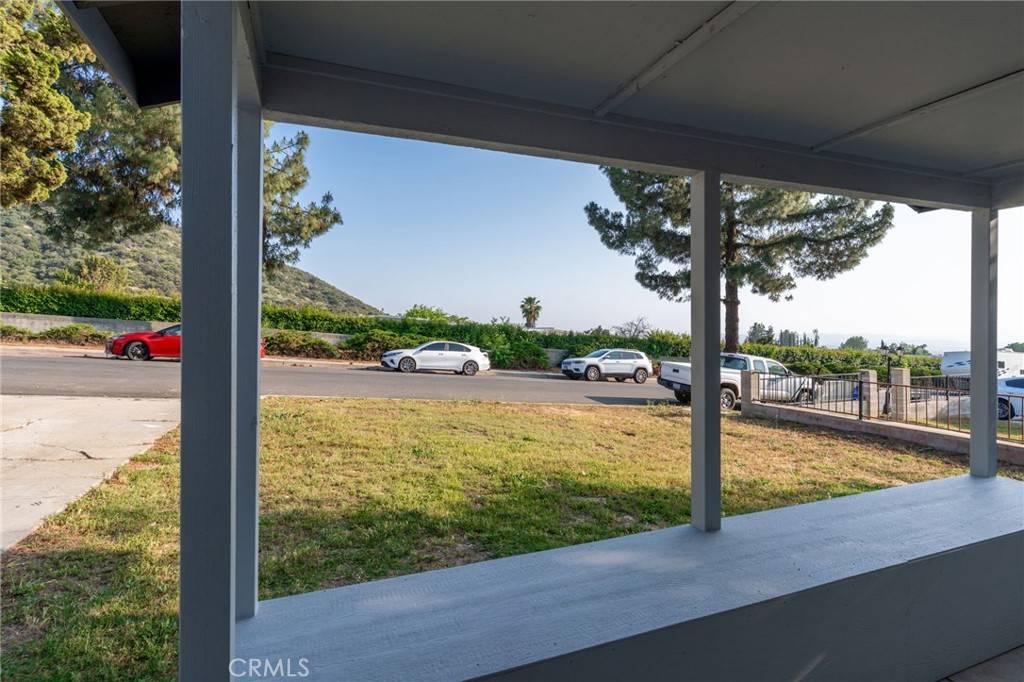 Yucaipa, CA 92399,35822 Grandview DR