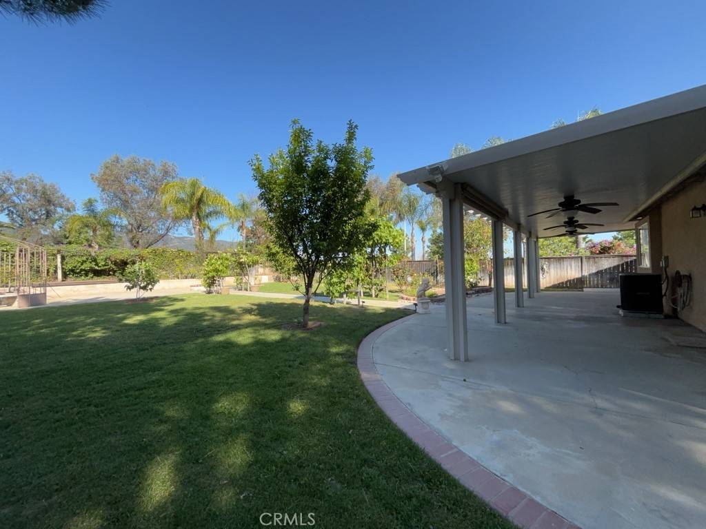 Corona, CA 92882,821 Atlantic CIR