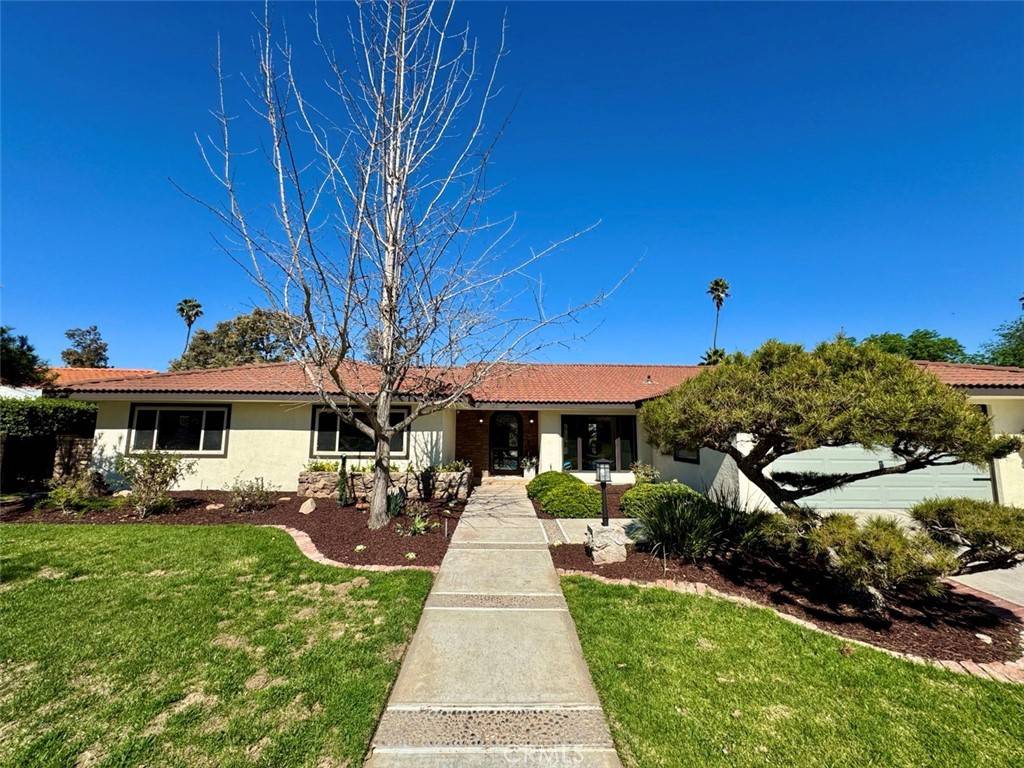 Riverside, CA 92506,1415 Via Vallarta