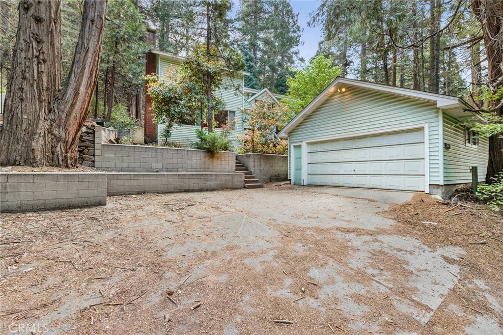 Blue Jay, CA 92317,26972 State Highway 189
