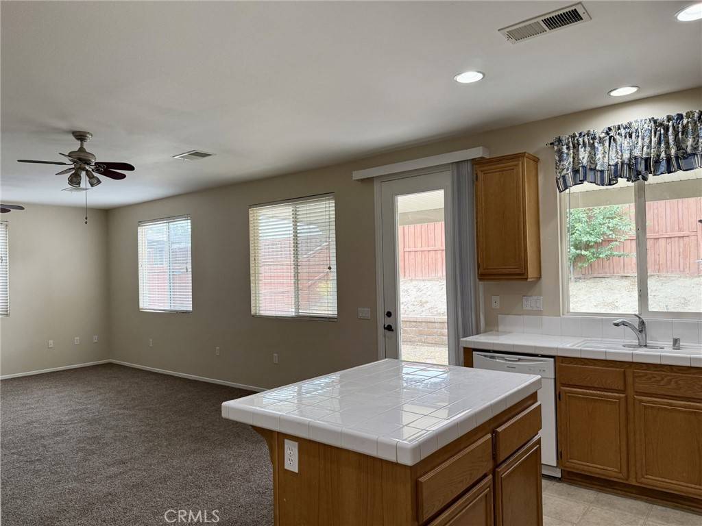 Hemet, CA 92545,241 Carner LN
