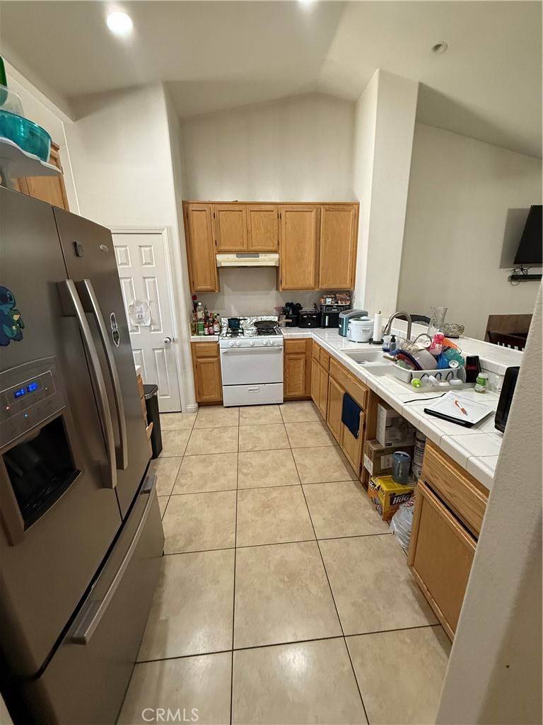 Victorville, CA 92301,10333 Mendicino