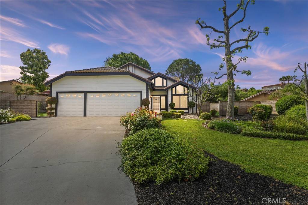 1275 Versailles CIR, Riverside, CA 92506