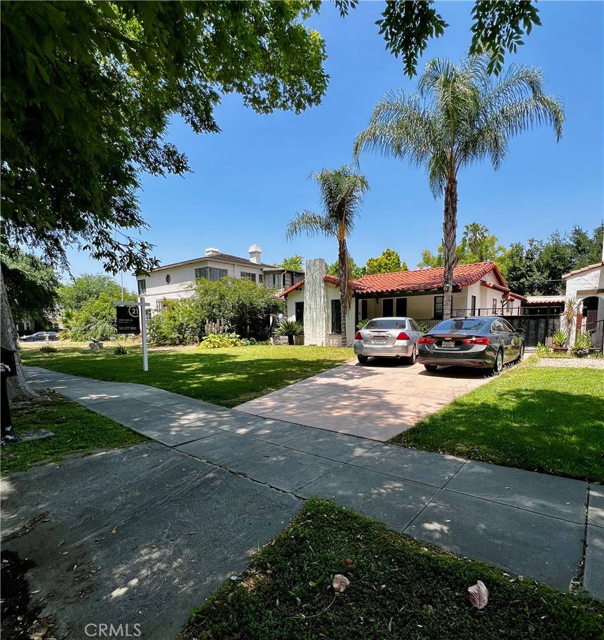 484 W 25th ST, San Bernardino, CA 92405