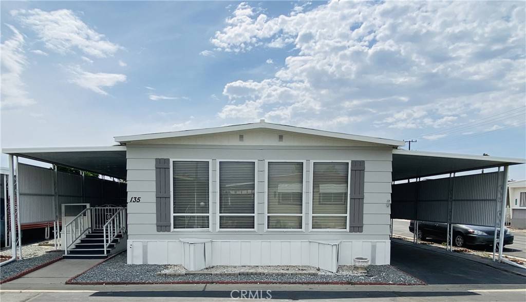 Hemet, CA 92543,260 N Lyon AVE #135